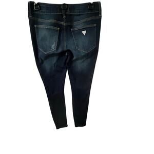 NWOT Guess Jeans Medium Rise Curvy Skinny – Size 27 (Dark Blue